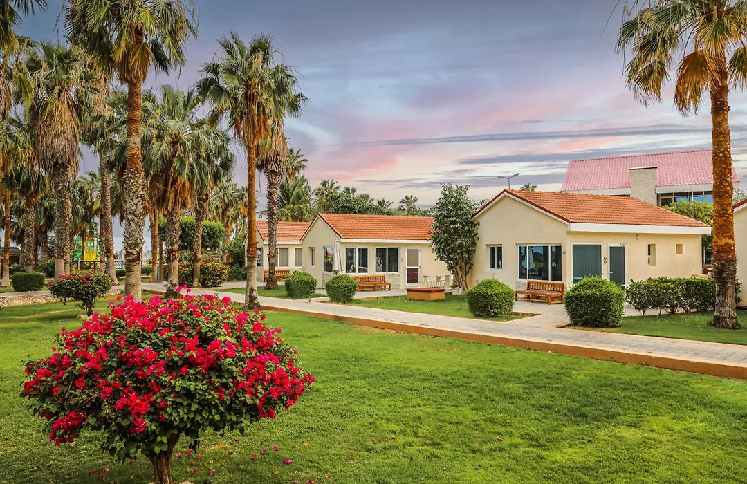 Sandy Beach Hotel&Resort-1